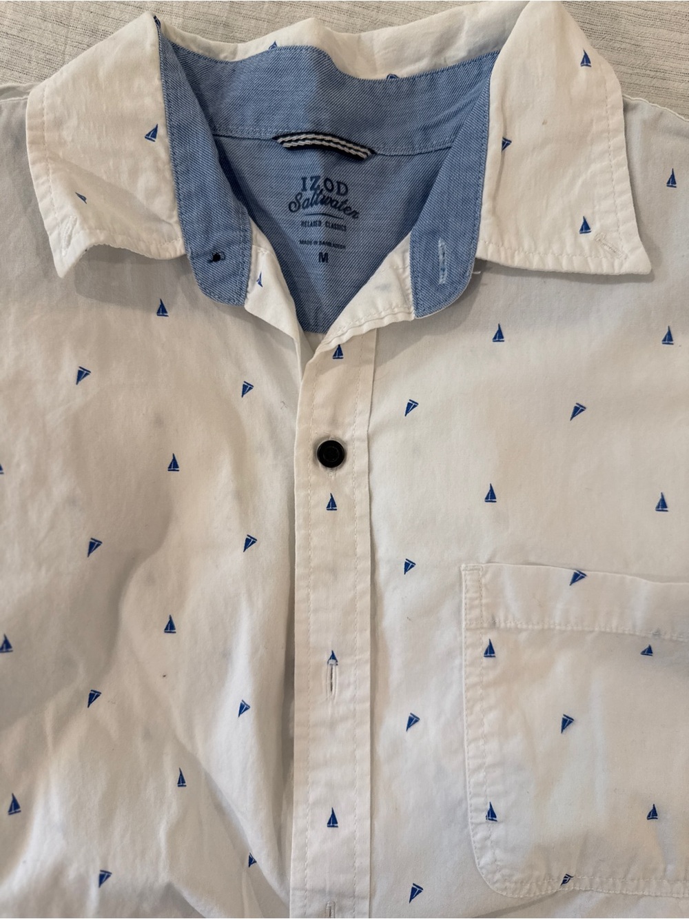 Izod White Short-Sleeve Button-Down Shirt with Blue Sailboat Print